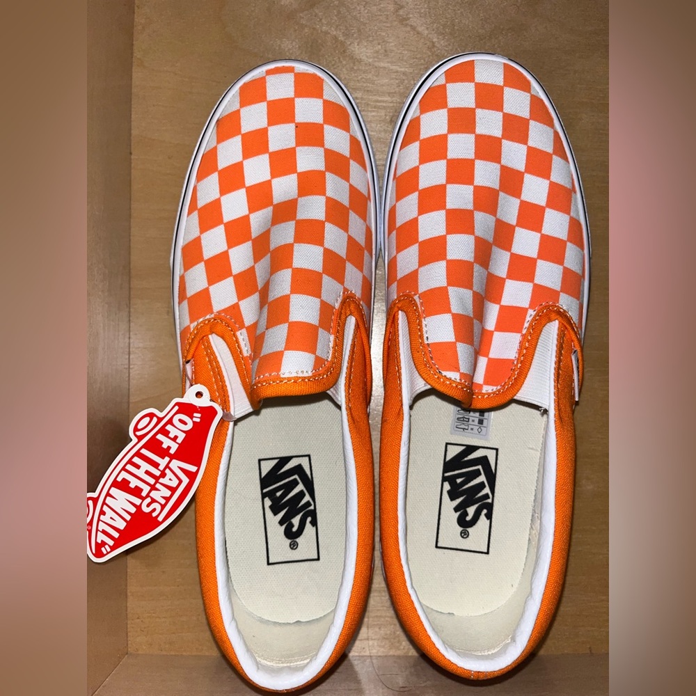 *NWT* VANS - Slip On Orange Checker - Size 6.5M/8W